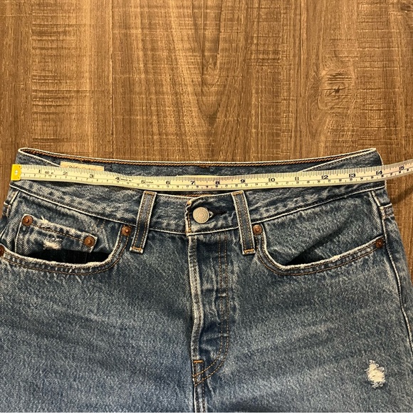 Levi’s Wedgie Fit Jeans - Picture 5 of 6